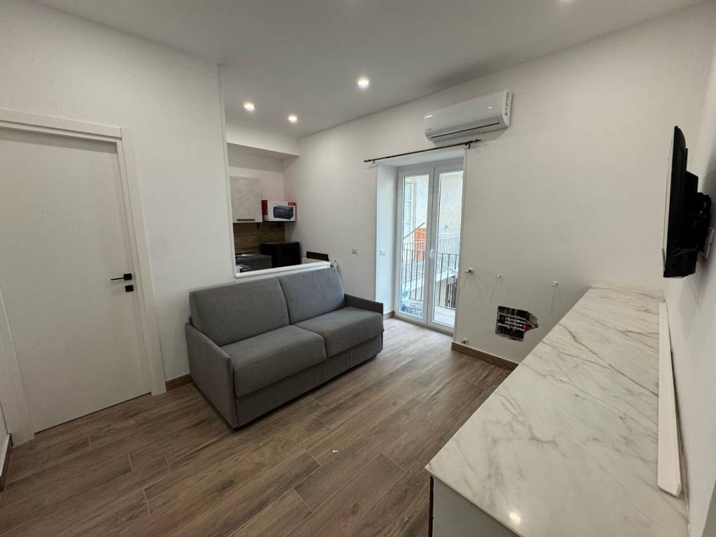 appartamento in affitto a Napoli in zona Secondigliano