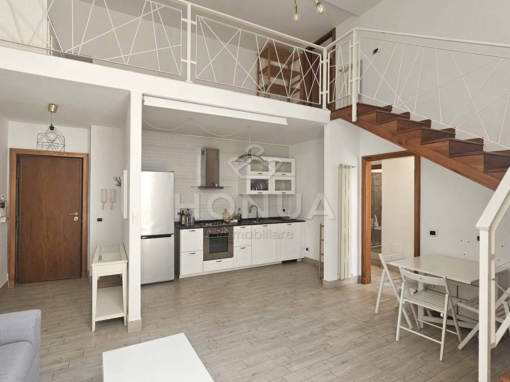 appartamento in affitto a Napoli