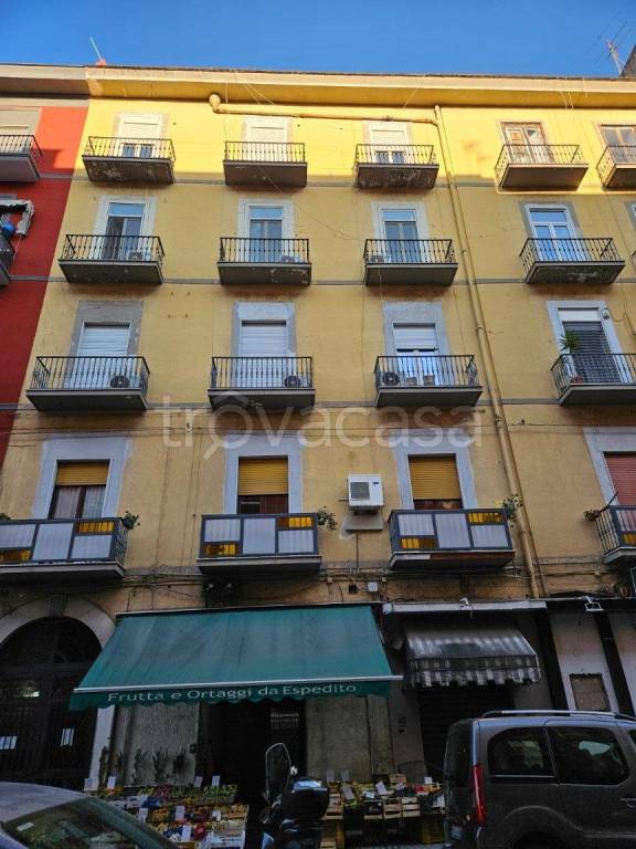 appartamento in affitto a Napoli in zona Vicaria