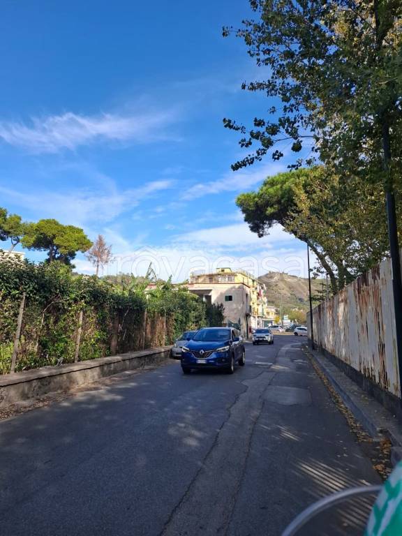 appartamento in affitto a Napoli in zona Bagnoli