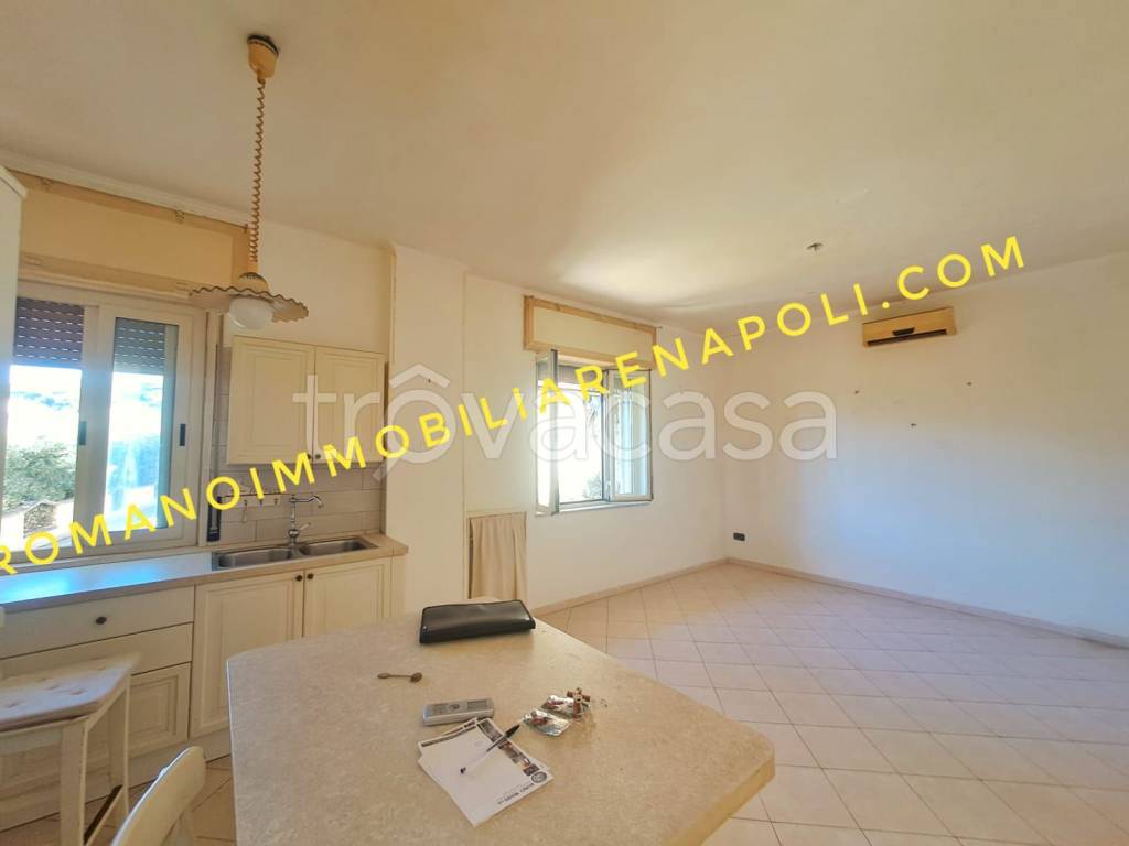 appartamento in affitto a Napoli in zona Bagnoli