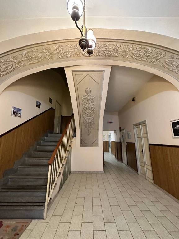 negozio in affitto a Napoli