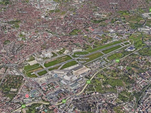 negozio in affitto a Napoli in zona Zona Industriale-Ferrovia