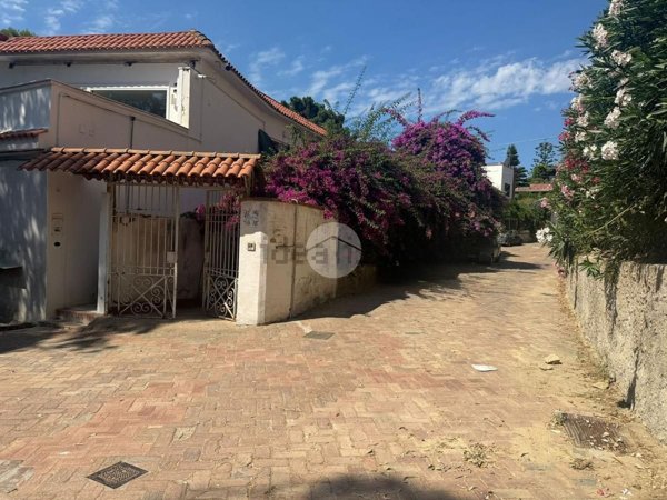 appartamento in affitto a Napoli in zona Posillipo