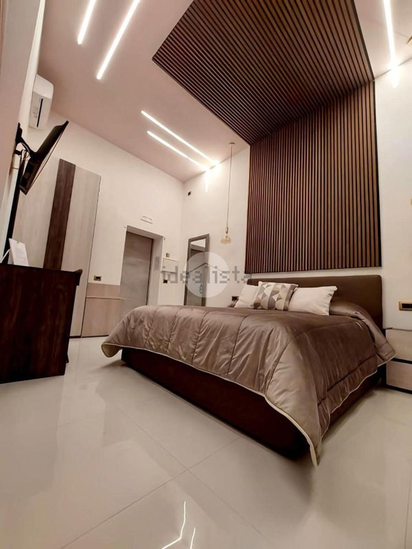 appartamento in affitto a Napoli in zona Mercato