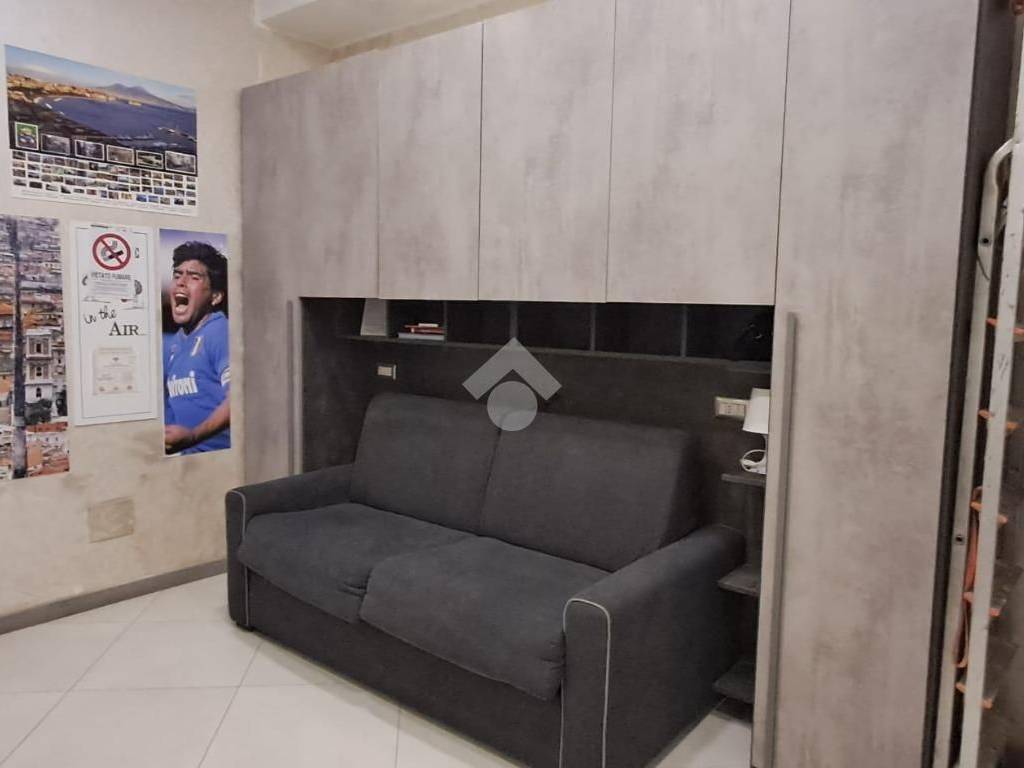 appartamento in affitto a Napoli in zona Chiaia