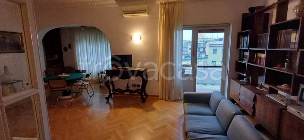 appartamento in affitto a Napoli in zona Arenella