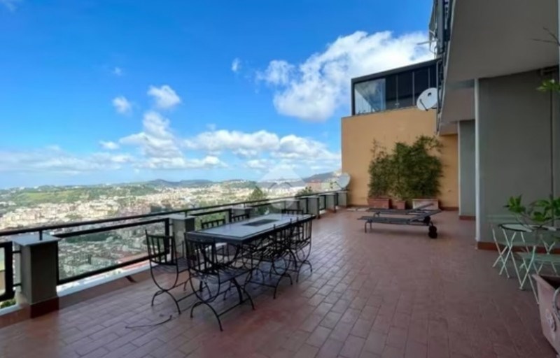 appartamento in affitto a Napoli in zona Posillipo