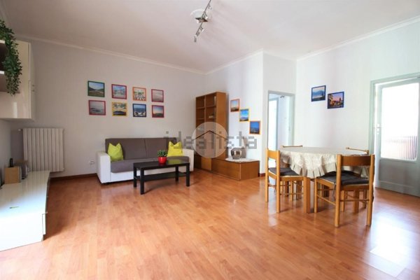 appartamento in affitto a Napoli in zona Arenella