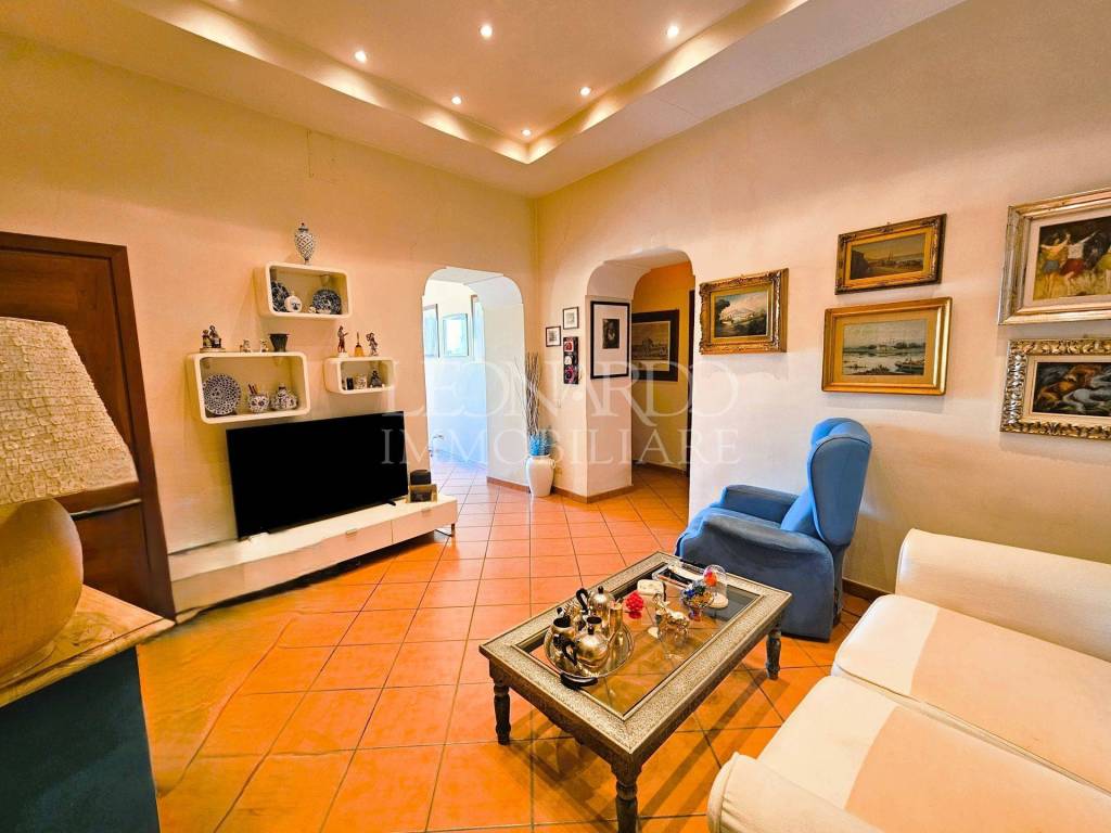 appartamento in affitto a Napoli in zona Stella