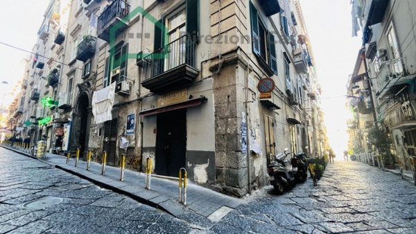locale commerciale in affitto a Napoli in zona Stella