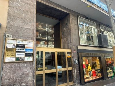 ufficio in affitto a Napoli in zona Chiaia