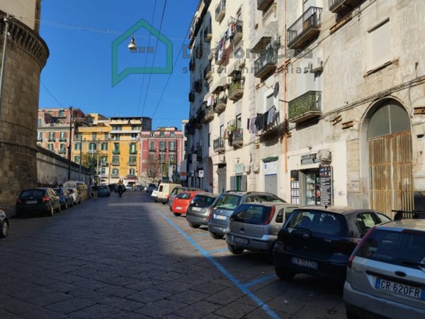 negozio in affitto a Napoli in zona Capodimonte / Colli Aminei