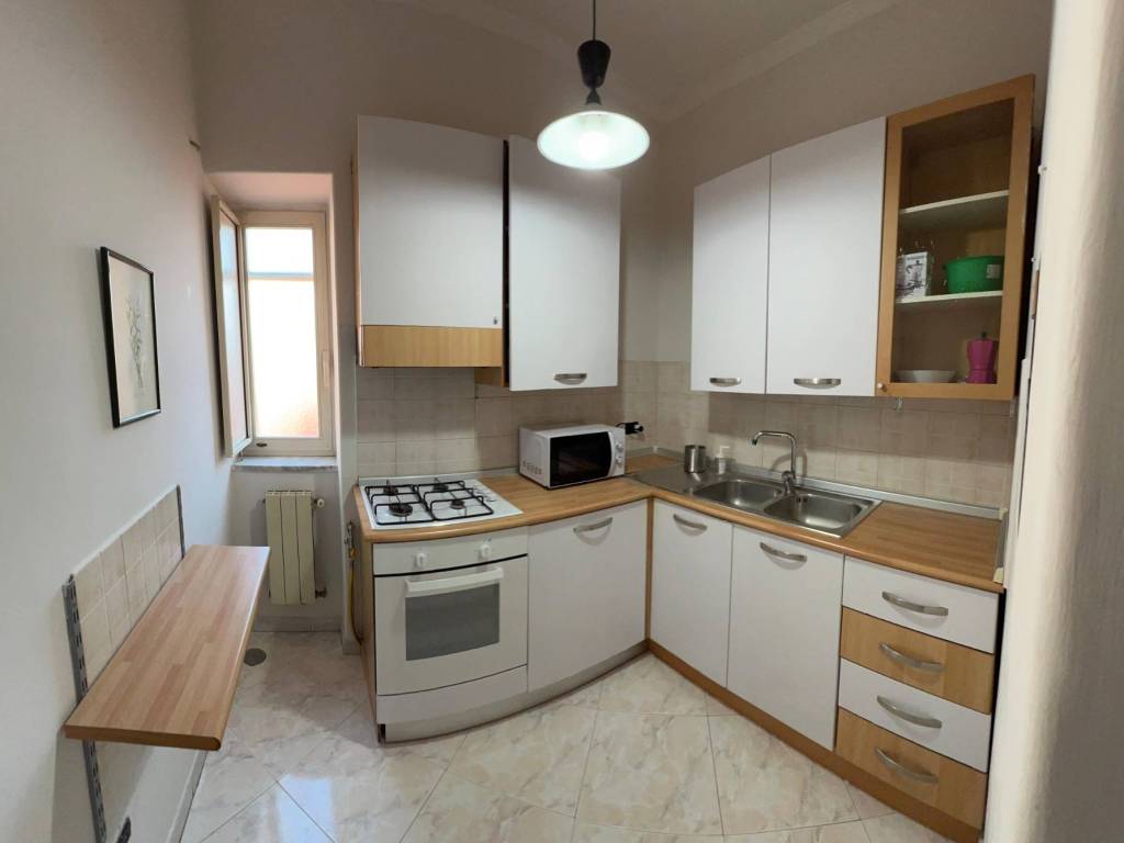 appartamento in affitto a Napoli in zona Pendino / San Giuseppe