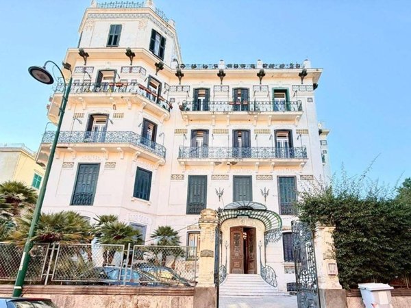 appartamento in affitto a Napoli in zona Posillipo