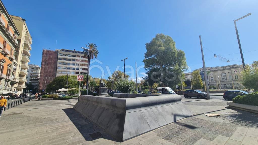 appartamento in affitto a Napoli in zona Chiaia