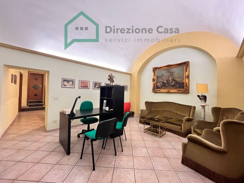 ufficio in affitto a Napoli in zona Stella