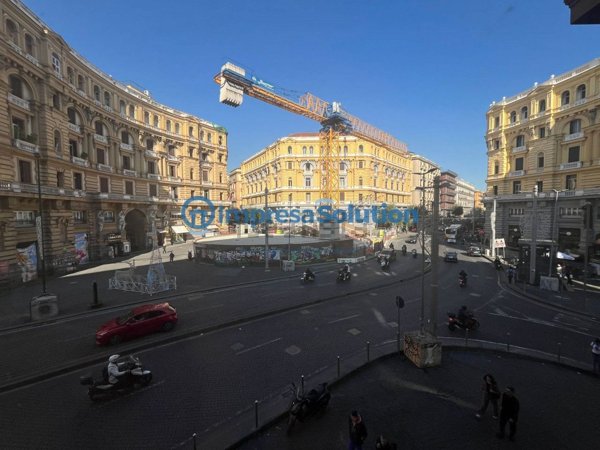 ufficio in affitto a Napoli in zona Mercato