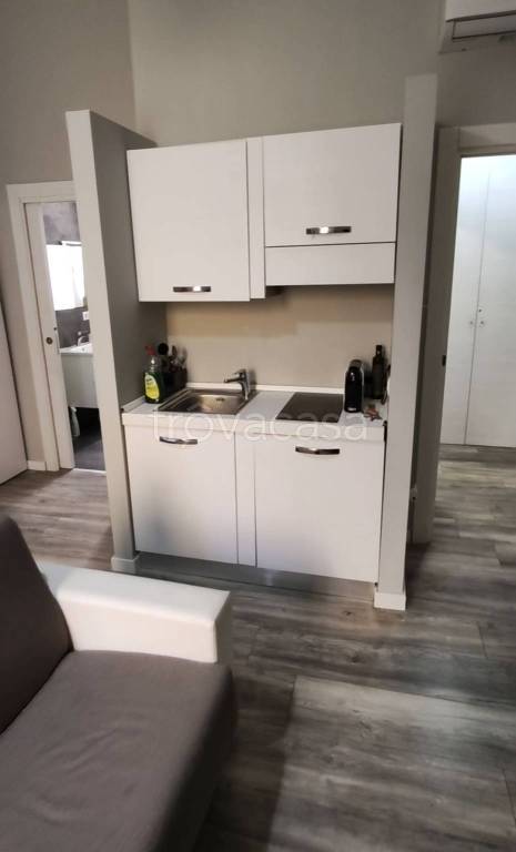 appartamento in affitto a Napoli in zona San Ferdinando