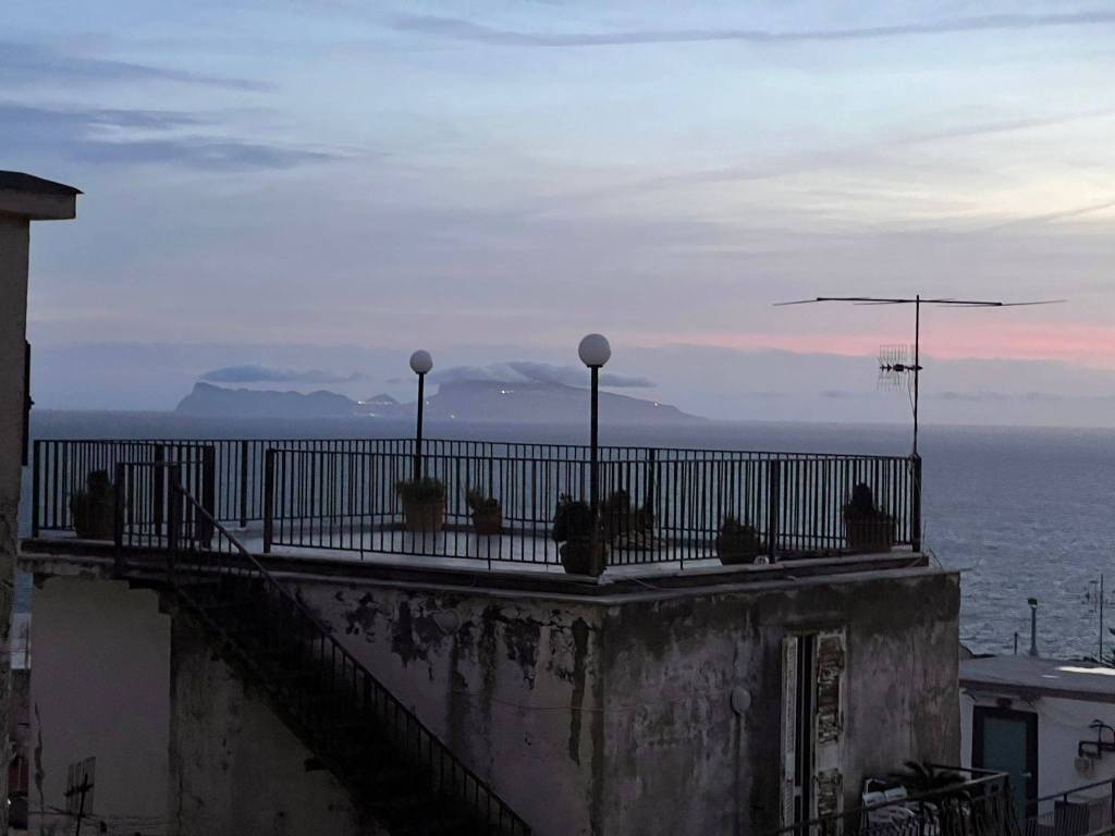 appartamento in affitto a Napoli in zona Posillipo