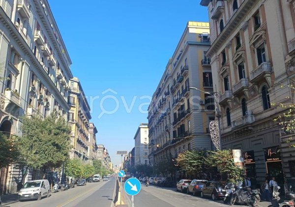 negozio in affitto a Napoli in zona Pendino / San Giuseppe