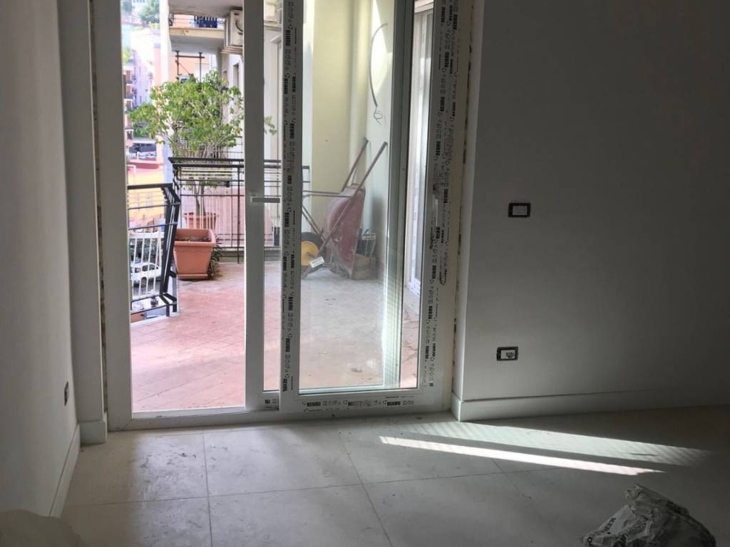 appartamento in affitto a Napoli in zona Chiaia