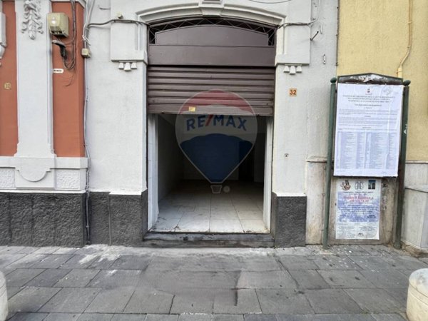 negozio in affitto a Napoli in zona Ponticelli