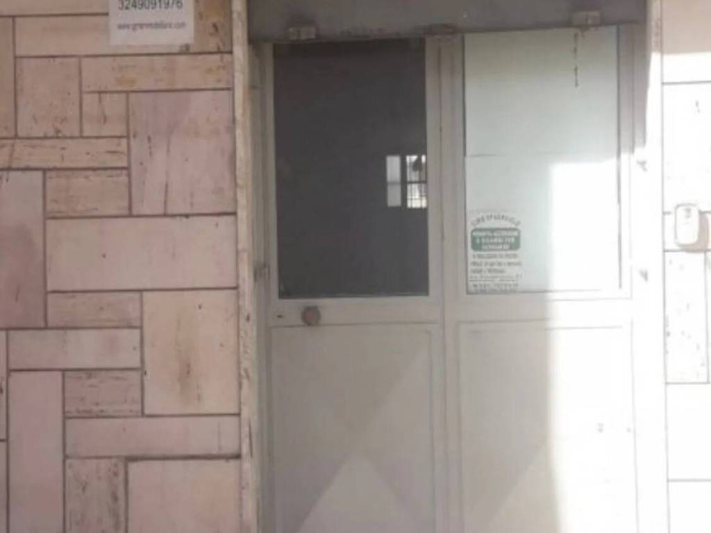 negozio in affitto a Napoli in zona Pianura