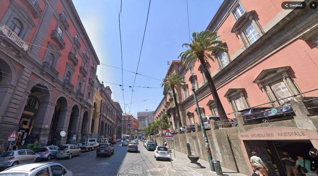 appartamento in affitto a Napoli in zona Stella