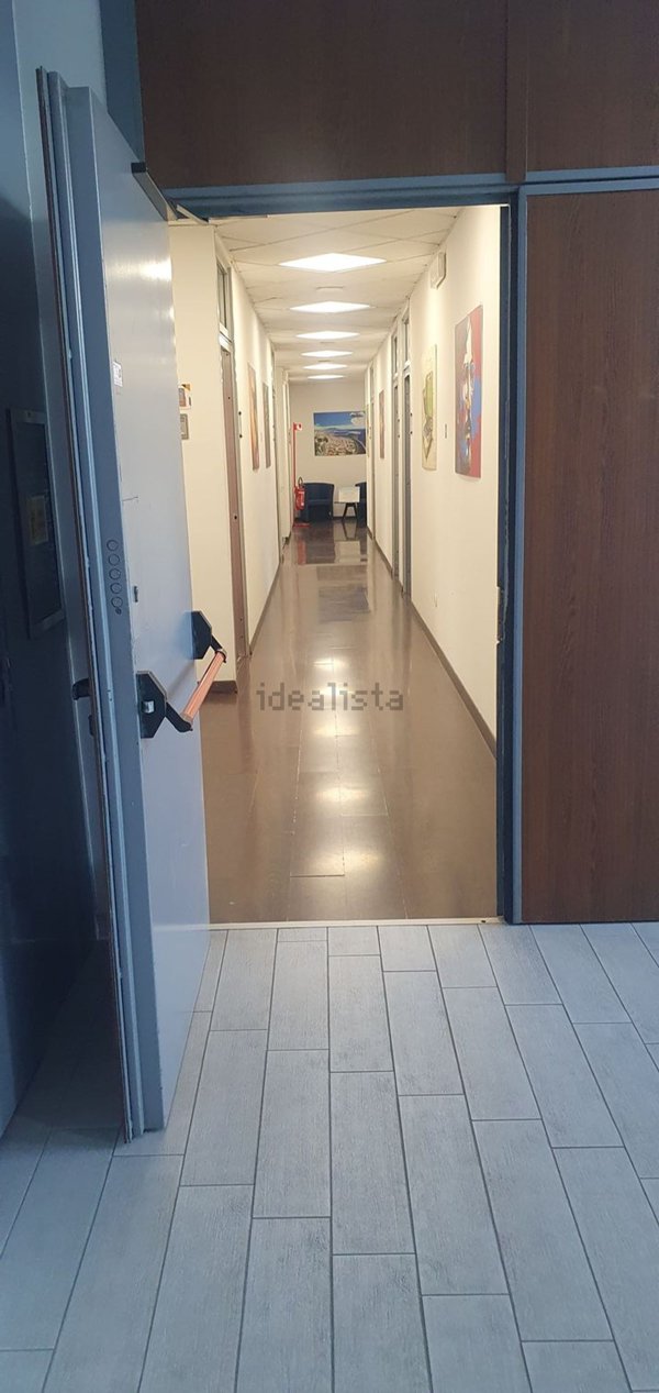 ufficio in affitto a Napoli in zona Poggioreale