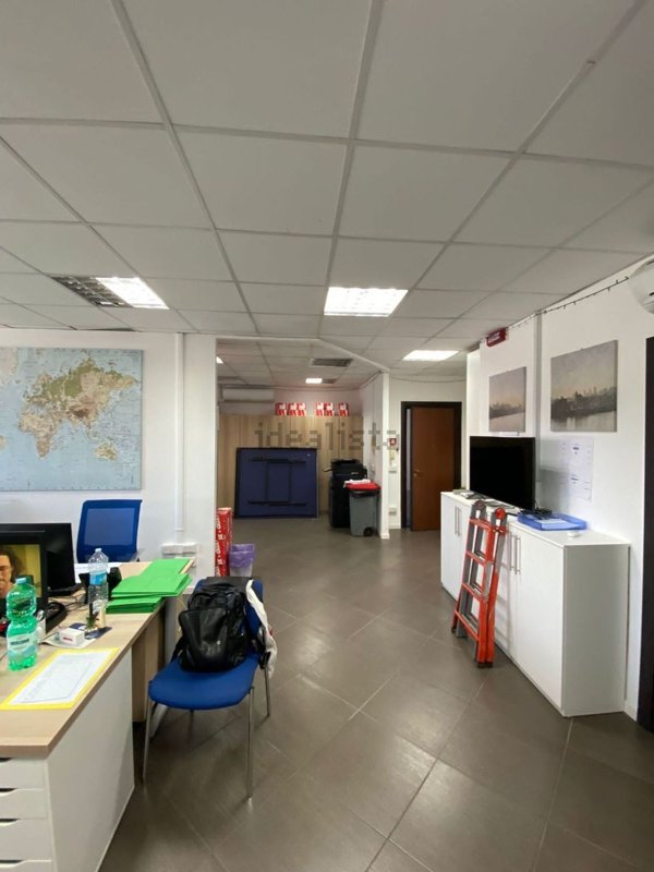 ufficio in affitto a Napoli in zona Poggioreale