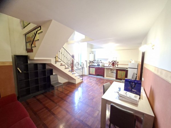 appartamento in affitto a Napoli in zona Stella