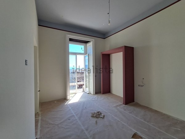 appartamento in affitto a Napoli in zona San Carlo all'Arena