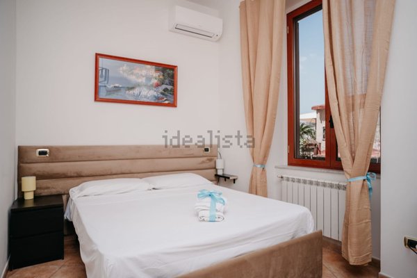 appartamento in affitto a Napoli in zona Stella