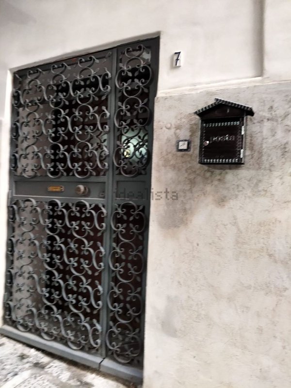 appartamento in affitto a Napoli in zona Stella