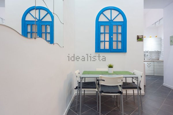 appartamento in affitto a Napoli in zona Chiaia