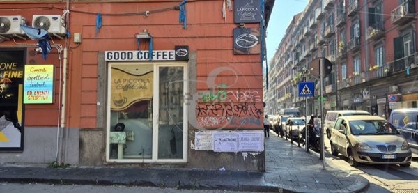 locale commerciale in affitto a Napoli