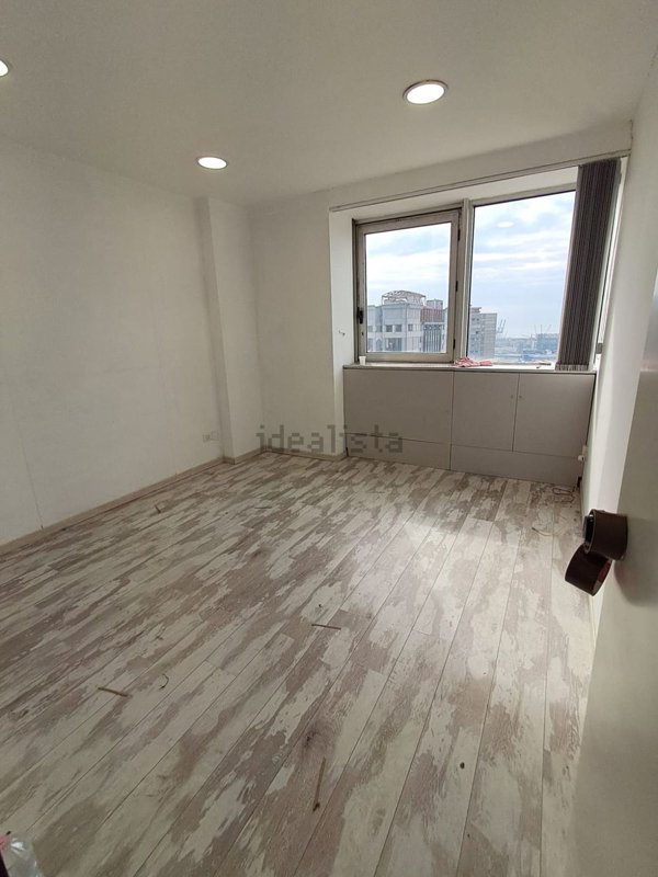 ufficio in affitto a Napoli