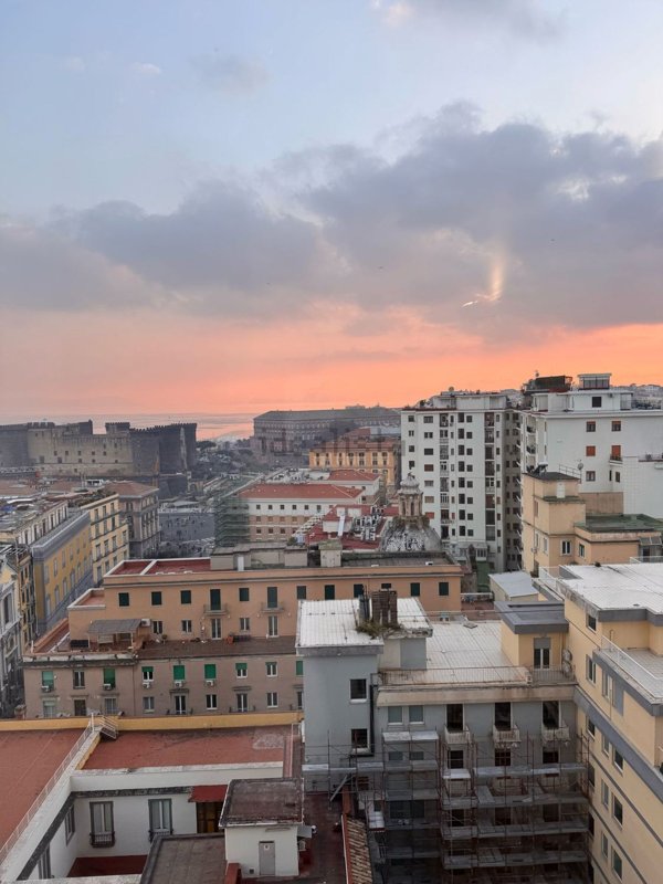 ufficio in affitto a Napoli