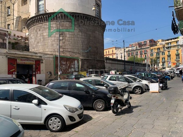 locale commerciale in affitto a Napoli in zona San Lorenzo