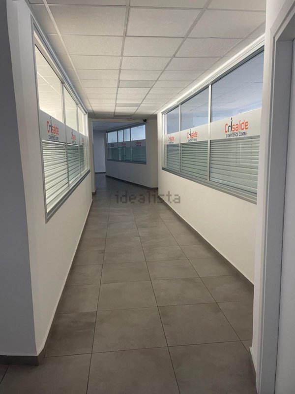 ufficio in affitto a Napoli in zona Bagnoli