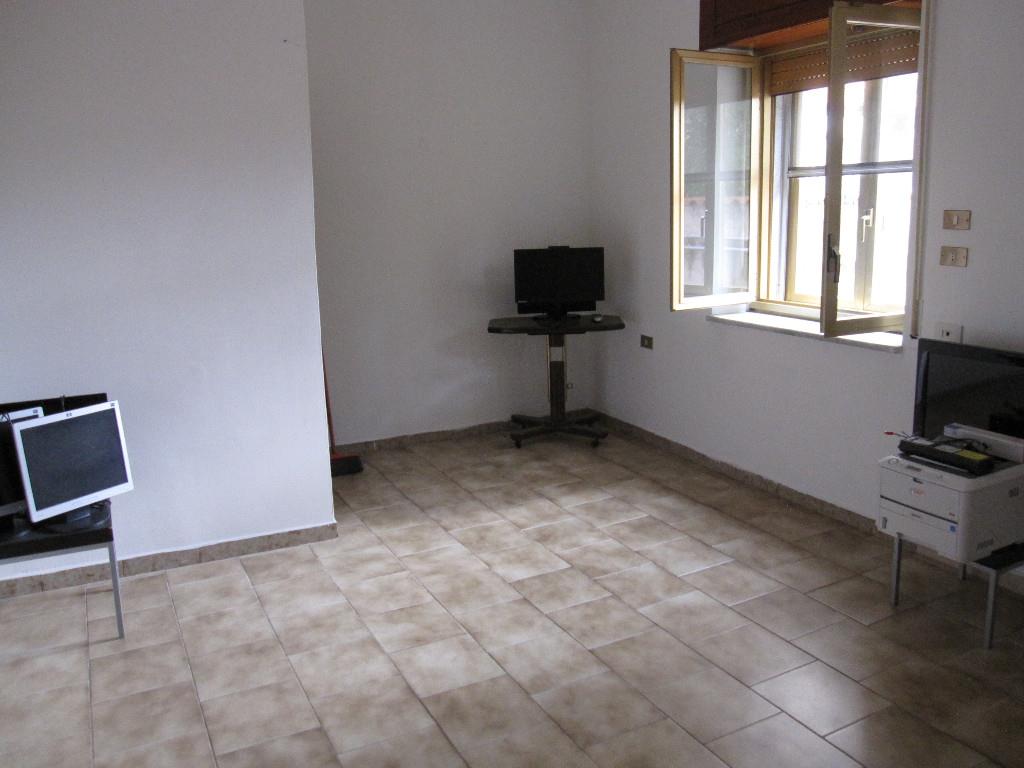 camera singola in affitto a Napoli in zona Pianura