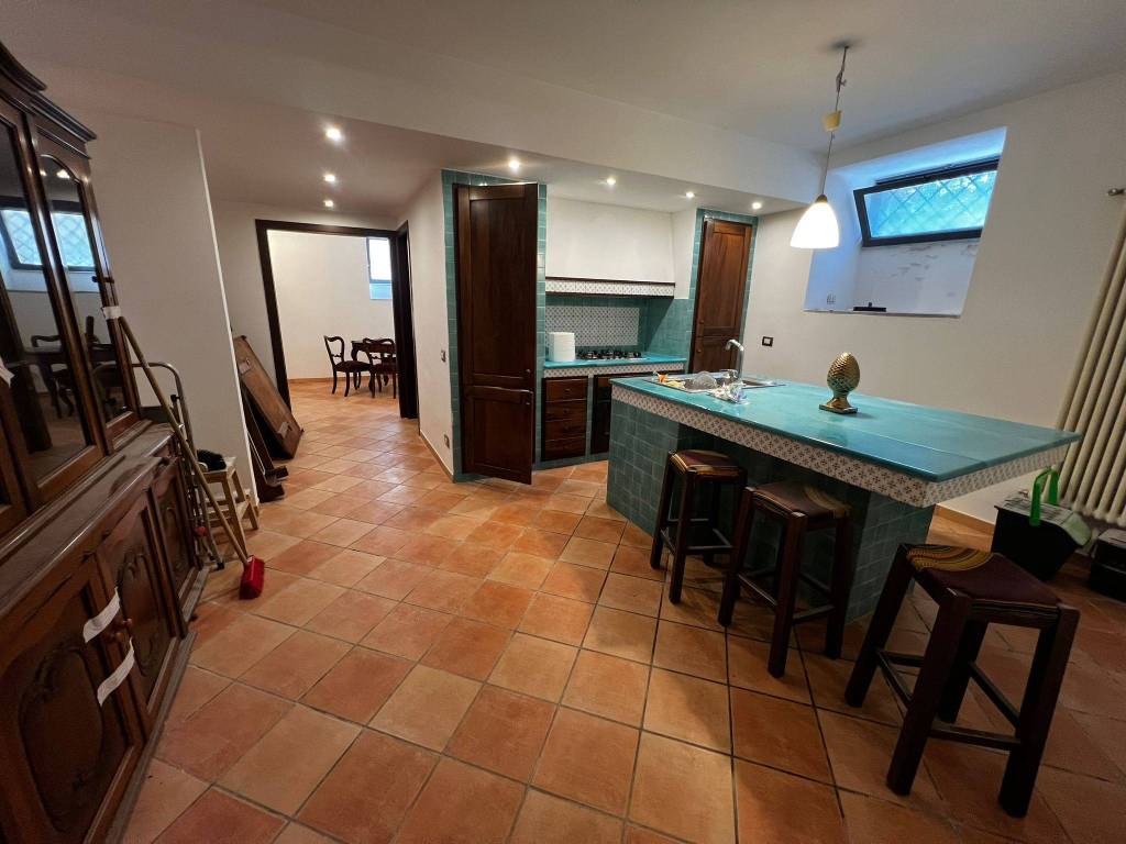 appartamento in affitto a Napoli in zona Chiaia