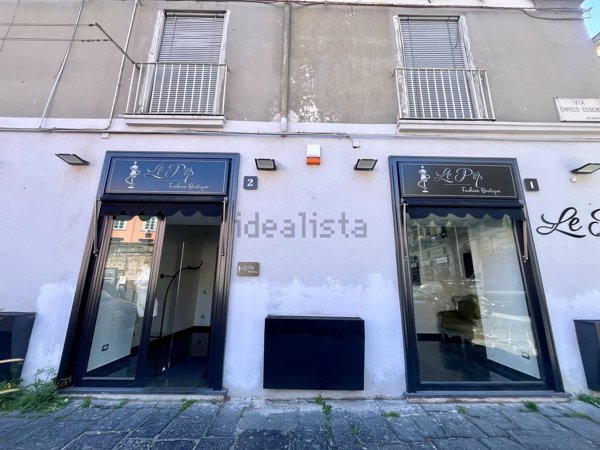 locale commerciale in affitto a Napoli in zona Pendino / San Giuseppe