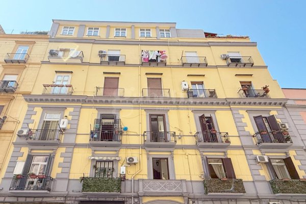 appartamento in affitto a Napoli in zona Chiaia