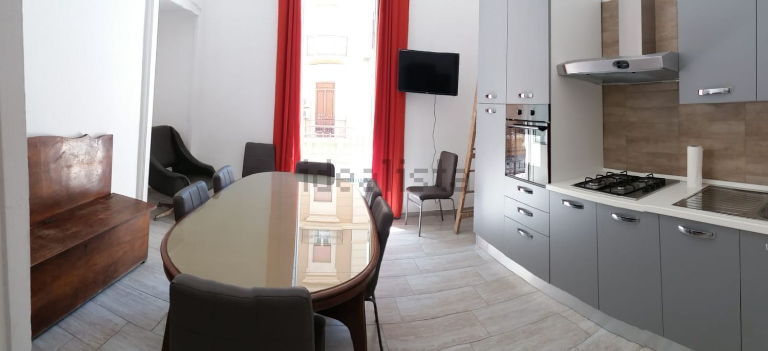 appartamento in affitto a Napoli in zona Vicaria