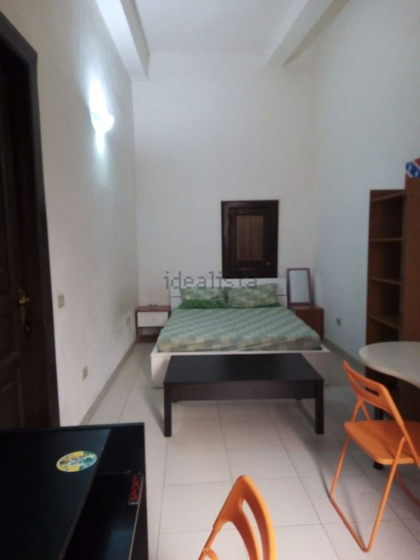 appartamento in affitto a Napoli in zona Mercato