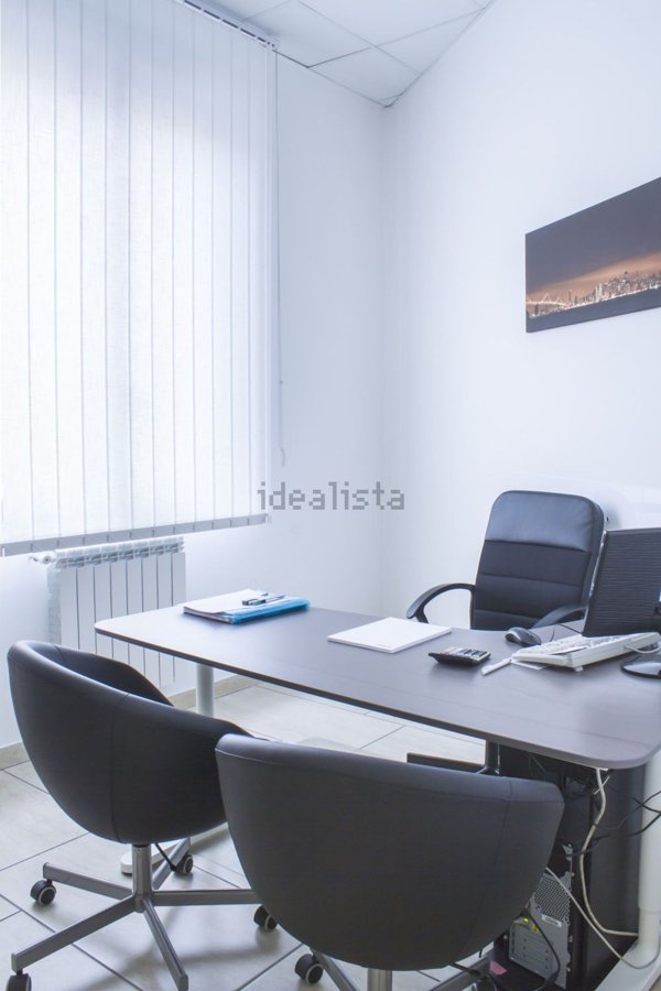 ufficio in affitto a Napoli
