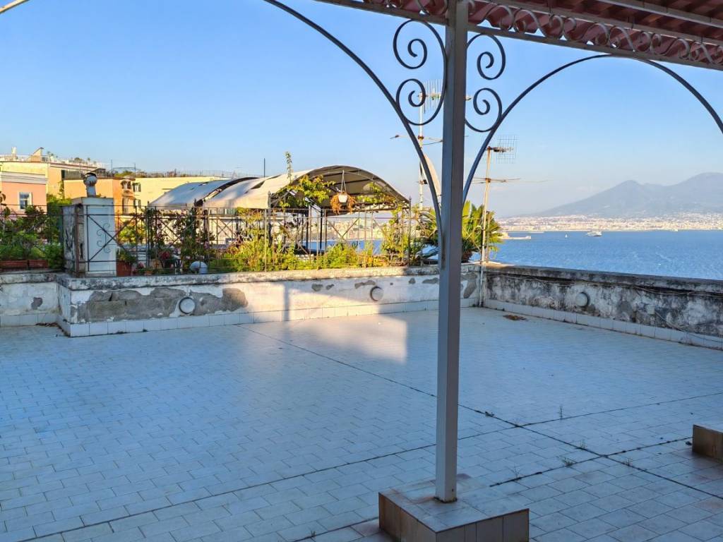 appartamento in affitto a Napoli in zona Posillipo