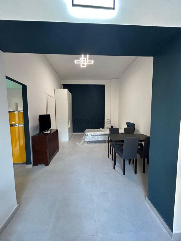 appartamento in affitto a Napoli in zona Chiaia